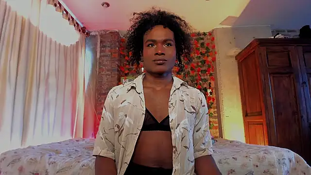 LaGoldenBitch online show from 01-10-26, 02:41