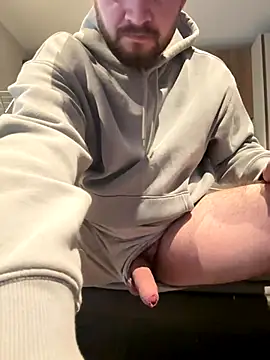 Snapshot of alexrofa chatting on 11-13-25, 09:41 alexrofa online show from 11-13-25, 09:41