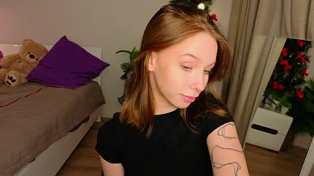 LilyPoetry  online show from 01-14-26, 11:49