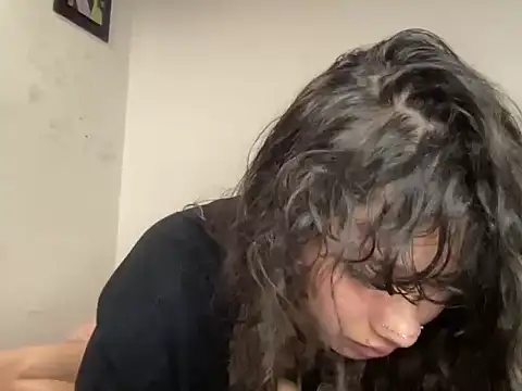 Snapshot of Dreana chatting on 02-24-26, 04:21 Dreana online show from 02-24-26, 04:21