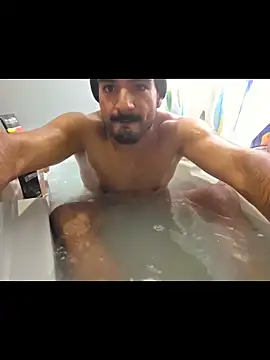 Snapshot of piggylatino chatting on 11-30-25, 07:18 piggylatino online show from 11-30-25, 07:18