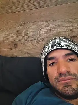 Snapshot of piggylatino chatting on 02-18-26, 11:44 piggylatino online show from 02-18-26, 11:44