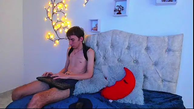 TerryGrace online show from 11-18-25, 06:45