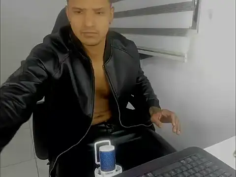 master leather online show from 03-24-26, 07:41