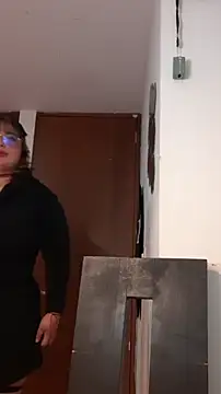 Snapshot of YiniBelle chatting on 03-16-26, 03:23 YiniBelle online show from 03-16-26, 03:23