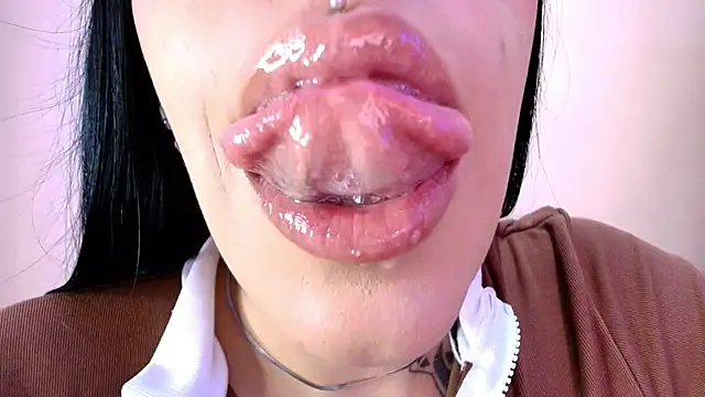 catte jensen online show from 03-06-26, 04:42