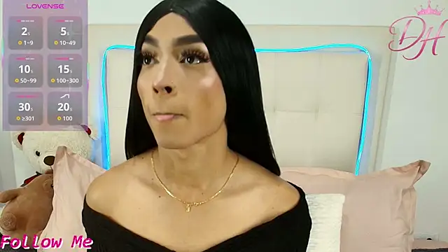 Daphne Hills online show from 04-07-26, 06:41