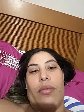 Snapshot of Anna_Bitch_Disgusting chatting on 03-21-26, 06:07 Anna Bitch Disgusting online show from 03-21-26, 06:07