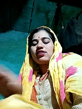 Snapshot of Hot_kamla chatting on 01-17-26, 11:41 Hot kamla online show from 01-17-26, 11:41