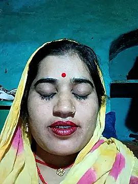 Snapshot of Hot_kamla chatting on 01-18-26, 01:37 Hot kamla online show from 01-18-26, 01:37