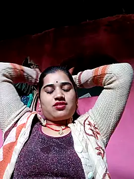 Snapshot of Hot_kamla chatting on 02-19-26, 07:37 Hot kamla online show from 02-19-26, 07:37