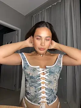 Snapshot of Tatargirl chatting on 11-28-25, 04:09 Tatargirl online show from 11-28-25, 04:09