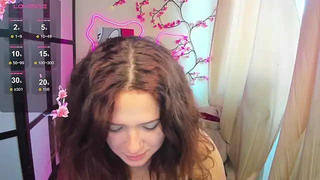 Snapshot of Anora_Miller chatting on 11-14-25, 08:35 Anora Miller online show from 11-14-25, 08:35