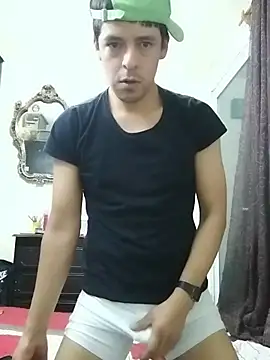 Snapshot of Junior_47 chatting on 03-19-26, 04:05 Junior 47 online show from 03-19-26, 04:05