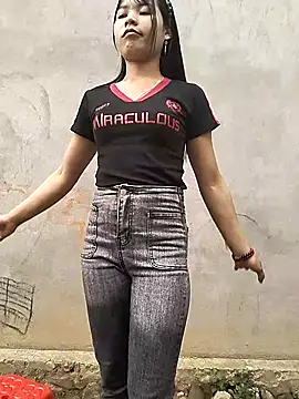 gugu0022 online show from 03-26-26, 01:11