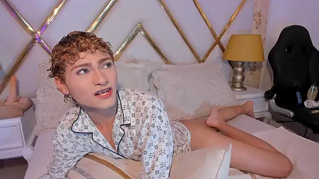 JacobRusso online show from 04-06-26, 01:47