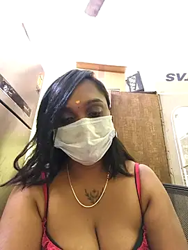 Dharshini98 online show from 12-14-25, 01:16