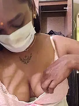 Dharshini98 online show from 01-18-26, 11:30