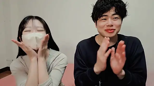 Snapshot of ikura_chan chatting on 02-14-26, 02:41 ikura chan online show from 02-14-26, 02:41