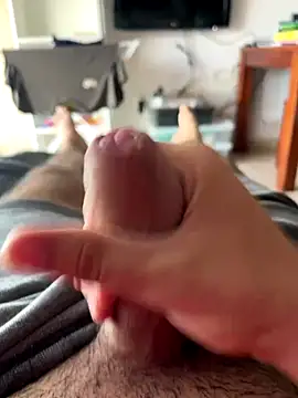 Yannick04 online show from 11-12-25, 01:33