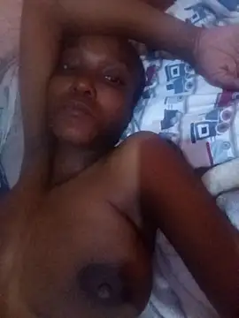 Beverlygurlx6 online show from 02-12-26, 10:49