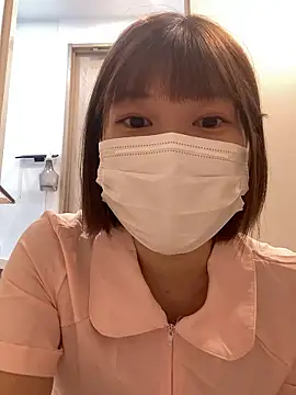 Snapshot of yun_cute chatting on 11-13-25, 06:45 yun cute online show from 11-13-25, 06:45