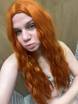 Snapshot of Outdoor_Stefii chatting on 11-16-25, 05:13 Outdoor Stefii online show from 11-16-25, 05:13