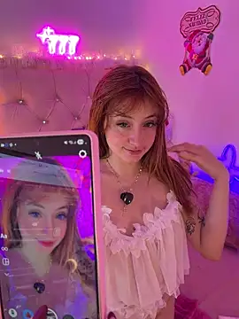 Snapshot of Teenjenn_ chatting on 12-03-25, 12:29 Teenjenn online show from 12-03-25, 12:29