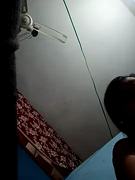 beutiful hot online show from 11-18-25, 06:01