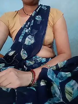 Snapshot of beutiful_hot chatting on 06-16-26, 06:27 beutiful hot online show from 06-16-26, 06:27