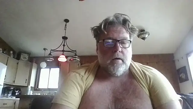 Snapshot of Joshc405 chatting on 05-06-26, 03:28 Joshc405 online show from 05-06-26, 03:28