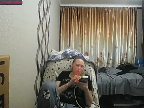 Snapshot of JenniDeep chatting on 11-19-25, 05:57 JenniDeep online show from 11-19-25, 05:57