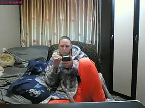 Snapshot of JenniDeep chatting on 01-18-26, 07:28 JenniDeep online show from 01-18-26, 07:28