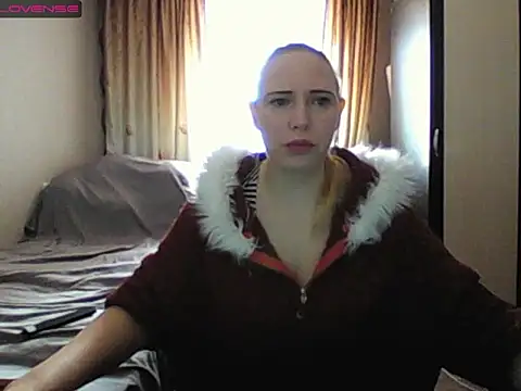 Snapshot of JenniDeep chatting on 02-13-26, 09:16 JenniDeep online show from 02-13-26, 09:16