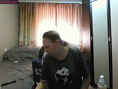 Snapshot of JenniDeep chatting on 03-29-26, 06:35 JenniDeep online show from 03-29-26, 06:35