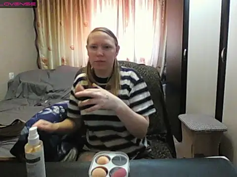 Snapshot of JenniDeep chatting on 04-16-26, 08:15 JenniDeep online show from 04-16-26, 08:15