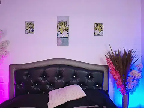 AlexiaHearts online show from 02-05-26, 03:55