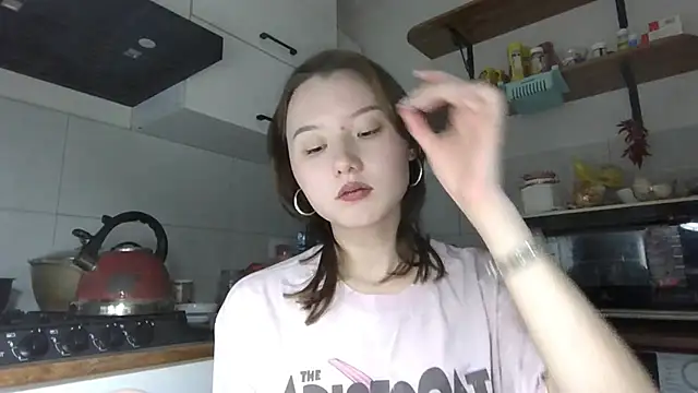 Snapshot of DeenaCaho chatting on 11-20-25, 03:45 DeenaCaho online show from 11-20-25, 03:45