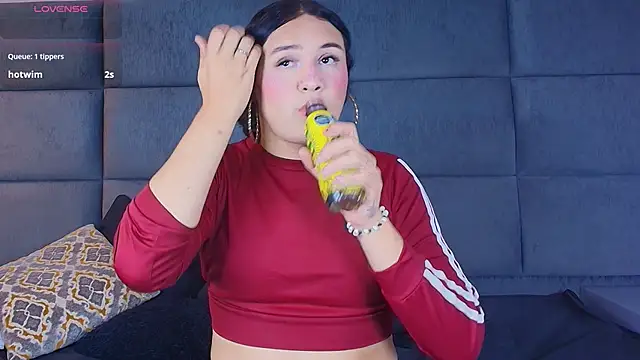 Tefanny hot online show from 01-15-26, 02:54