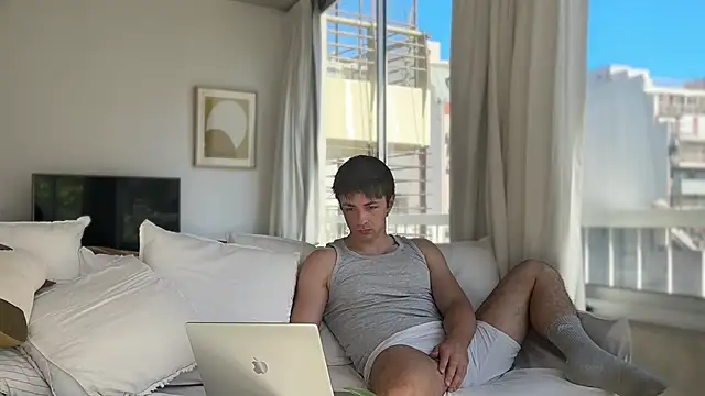 Snapshot of iggydavid chatting on 11-15-25, 06:37 iggydavid online show from 11-15-25, 06:37