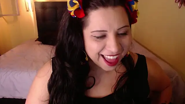Snapshot of Catalinajane1 chatting on 06-23-26, 08:29 Catalinajane1 online show from 06-23-26, 08:29