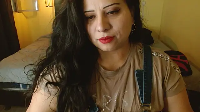 Snapshot of Catalinajane1 chatting on 07-10-26, 07:49 Catalinajane1 online show from 07-10-26, 07:49