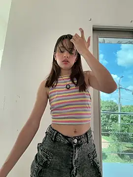 Snapshot of ginny_ross chatting on 04-18-26, 03:16 ginny ross online show from 04-18-26, 03:16