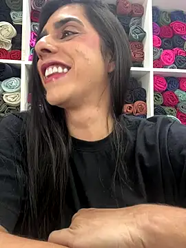 Monahliza online show from 11-27-25, 05:15