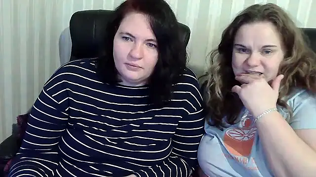 HollyXXEva online show from 11-25-25, 12:38