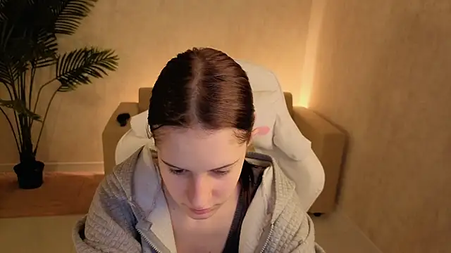 Snapshot of StacyTorres chatting on 11-14-25, 04:28 StacyTorres online show from 11-14-25, 04:28