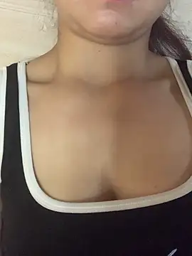 Snapshot of Diana-sexyy chatting on 02-06-26, 03:44 Diana-sexyy online show from 02-06-26, 03:44