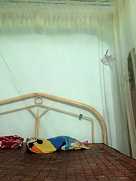 Snapshot of MEFUN- chatting on 01-17-26, 02:27 MEFUN- online show from 01-17-26, 02:27