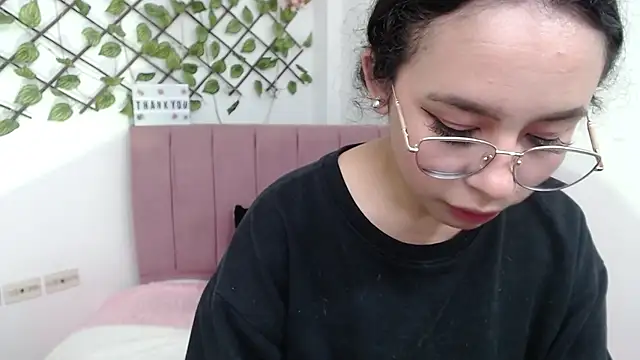 amaris ferrer online show from 01-06-26, 03:43