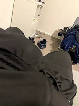 Snapshot of 34cakir34 chatting on 11-14-25, 04:49 34cakir34 online show from 11-14-25, 04:49